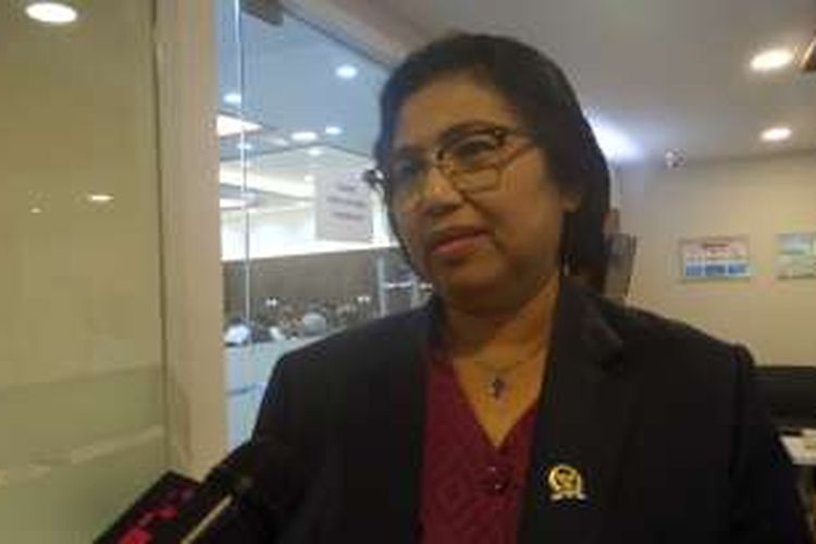 Ketua DPP Partai Nasdem Irma Suryani Chaniago di Kompleks Parlemen, Senayan, Jakarta, Kamis (28/7/2016).