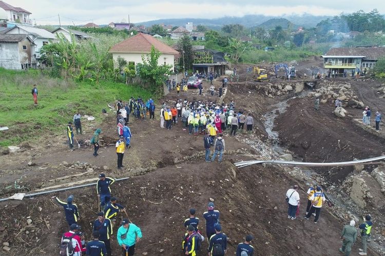 Banjir Bandang di Kota Batu, Menteri Basuki Perintahkan Perlebar Alur Sungai dan Relokasi Rumah di Sempadan