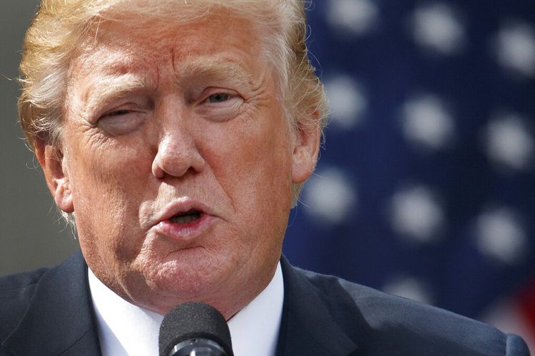 Mantan Presiden Amerika Serikat (AS) Donald Trump pada Minggu (18/4/2021) memuji penarikan pasukan AS dari Afghanistan, tapi mengkritik jadwal kebijakan itu.