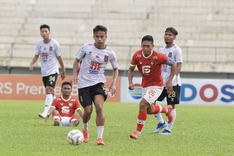 Laga ketiga babak 12 besar Liga 2 2023-2024 antara FC Bekasi City melawan Malut United yang berakhir dengan skor 2-2 di Stadion Singaperbangsa Karawang, Kamis (18/1/2024) sore.