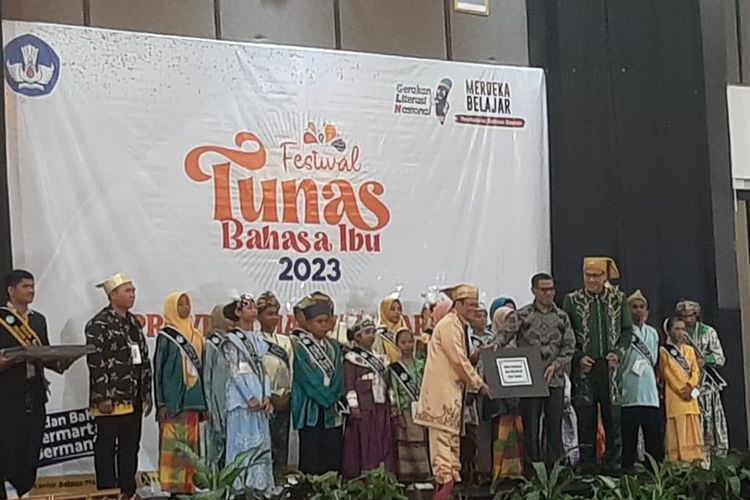 Penutupan Festival Tunas Bahasa Ibu (FTBI) Provinsi Maluku Utara 2023 pada Sabtu (18/11/2023) di Kota Ternate, Maluku Utara.