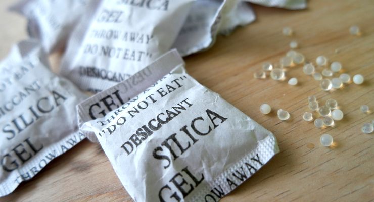 Apa yang Terjadi jika Menelan Silica Gel?