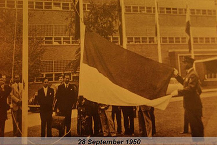 Bendera Indonesia untuk pertama kalinya dikibarkan di PBB pada 28 September 1950.