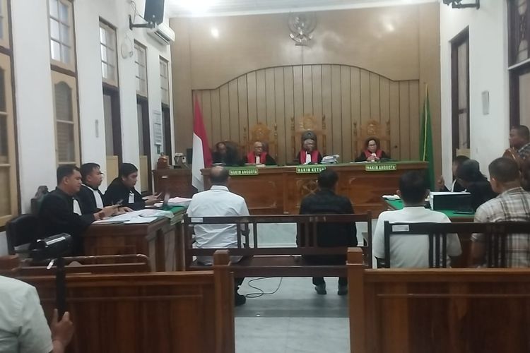 Hakim Tegur Eks Bupati Langkat di Sidang Smartboard: Itu Diskriminasi