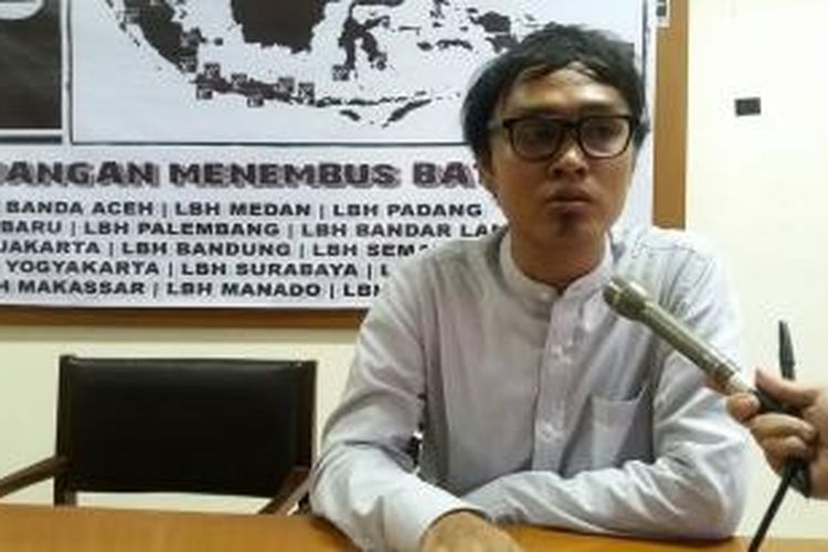 Peneliti Komisi untuk Orang Hilang dan Korban Tindak Kekerasan, Muhammad Ananto Setiawan, saat ditemui di Kantor LBH Jakarta Jl. Diponegoro, Jakarta Pusat, Senin (9/11/2015)