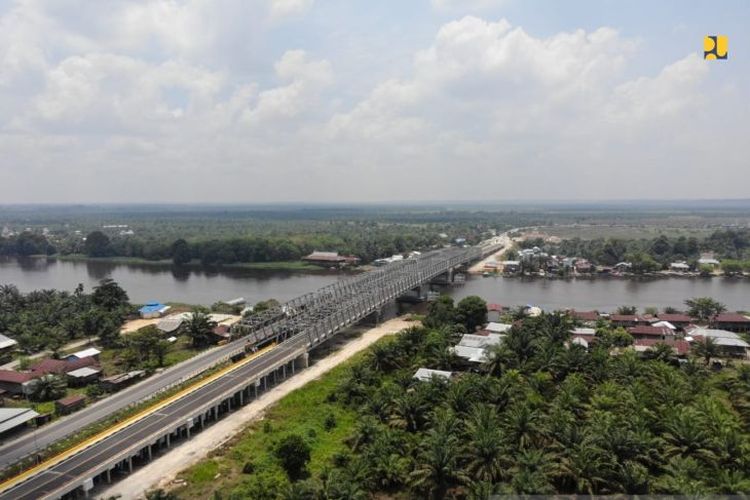 Duplikasi Jembatan Sungai Nilo di Kabupaten Pelalawan, Provinsi Riau telah rampung digarap