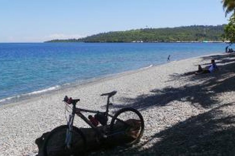 Dari Bersepeda Lanjut Ke Snorkeling Di Pantai