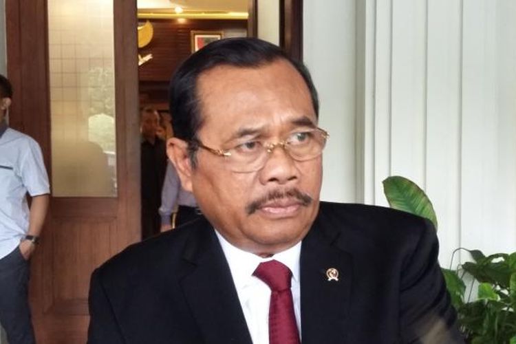 Jaksa Agung Ungkap Alasan Pilih Deponering Kasus Abraham dan Bambang