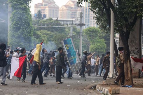 Polisi Bantah Pelajar yang Ingin Ikut Demo Tewas Tertabrak Truk karena Dikejar Aparat