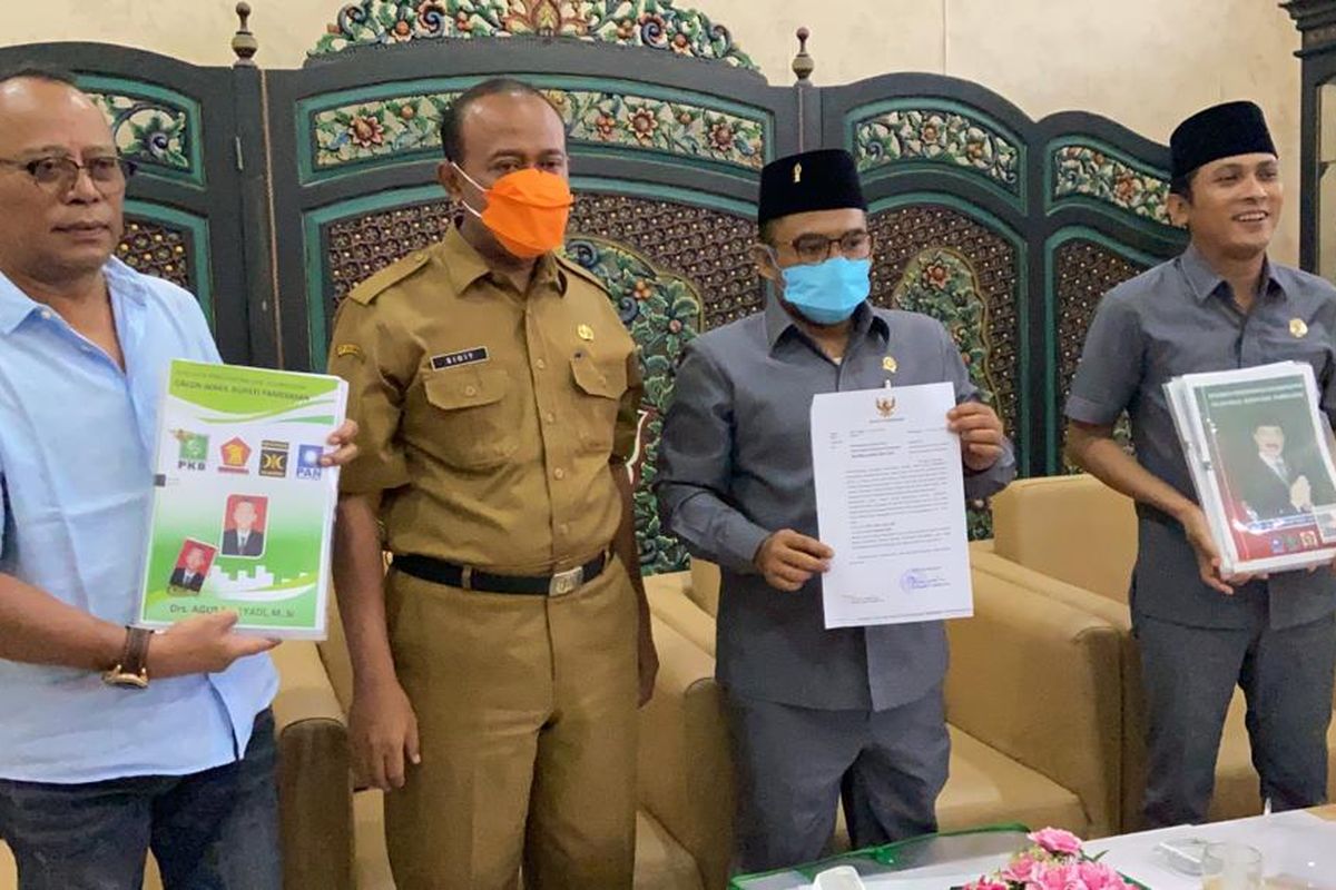 Berkas pendaftaran calon PAW Wabup Pamekasan diterima oleh Panitia Pemilihan (Panlih) di kantor DPRD Pamekasan.