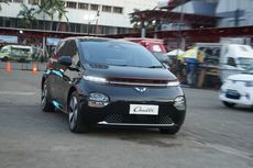 Wuling Tak Pasang Target Penjualan Cloud EV di PEVS 2024