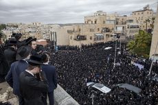 Dua Rabi Yahudi Terkemuka Tewas karena Covid-19, Ribuan Orang Berkumpul Abaikan Protokol Kesehatan