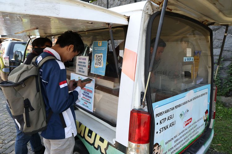 Tak Perlu Antre, Bayar Pajak Kendaraan di Surabaya Bisa Lewat ATM Samsat QRIS