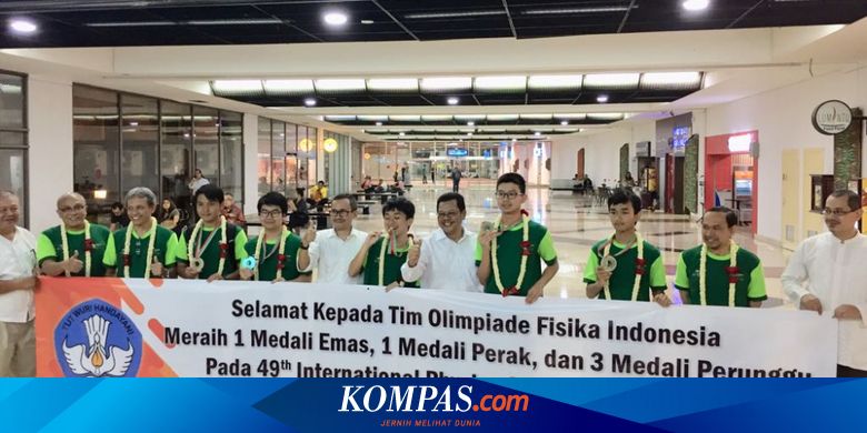 Bersaing 90 Negara Siswa Indonesia Raih Emas Olimpiade Fisika Dunia Halaman All Kompas Com