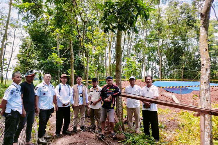 Diprotes Warga, Satpol PP Subang Hentikan Pembangunan Menara BTS di Pagaden Barat Subang