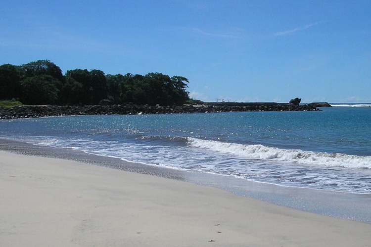 Pantai Santolo, tempat wisata populer di Garut, Jawa Barat