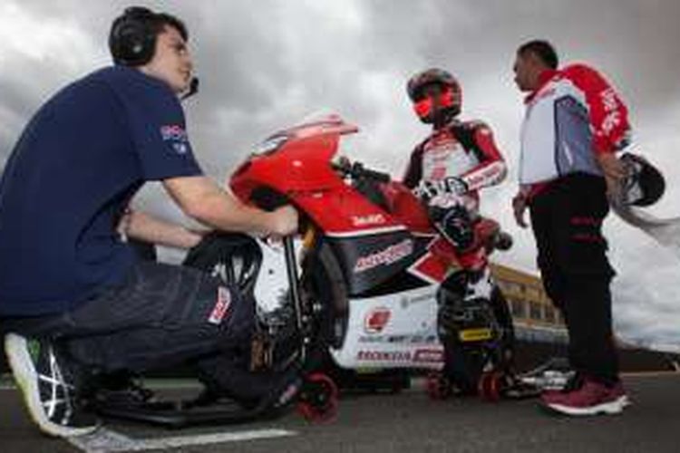 Pebalap Astra Honda Racing Team, Andi 