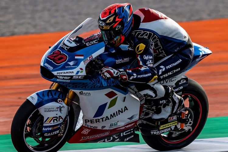 Dimas Ekky Pratama saat menjadi wildcard untuk Pertamina Mandalika SAG Team pada Moto2 Valencia 2021