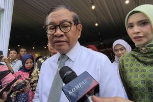 Pramono Keluhkan Tap Transjakarta Lambat, Minta Bisa Dipakai Sambil Lari