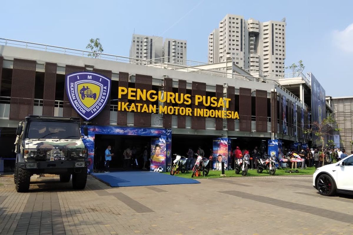 Kantor Pengurus Pusat Ikatan Motor Indonesia di Kawasan GBK, Senayan, Jakarta.