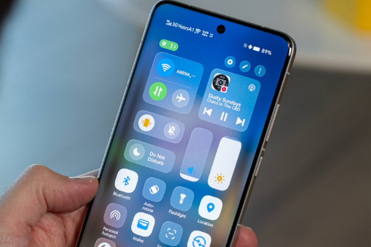 Tampilan Control Center di OriginOS 6.