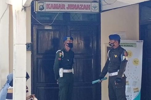 Jenazah Anggota TNI yang Ditemukan Tewas Tergantung Diotopsi di RS Bhayangkaya Kendari