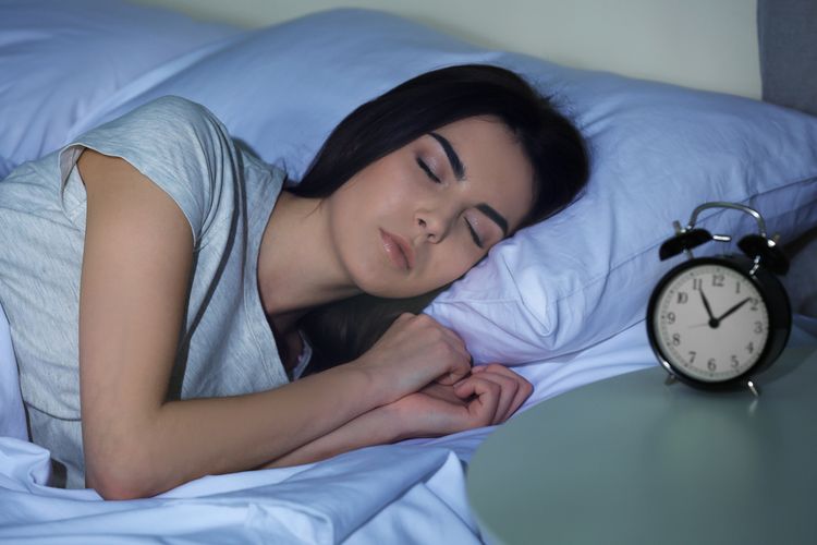 7 Alasan Kenapa Harus Buka BH saat Tidur, Ternyata Ini Alasan Kesehatannya  : Okezone health