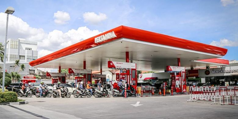 Ilustrasi SPBU Pertamina, harga BBM terbaru. Harga BBM hari ini. Harga BBM terbaru. Harga BBM Pertamina. Harga BBM Pertamax. Harga BBM Dexlite.