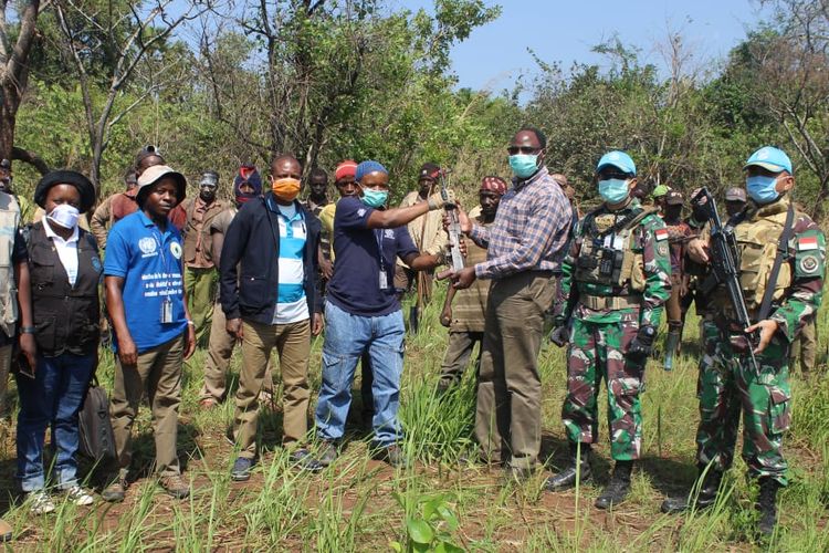 Indonesian peacekeepers in the Congo broker peace deal with warring tribes 