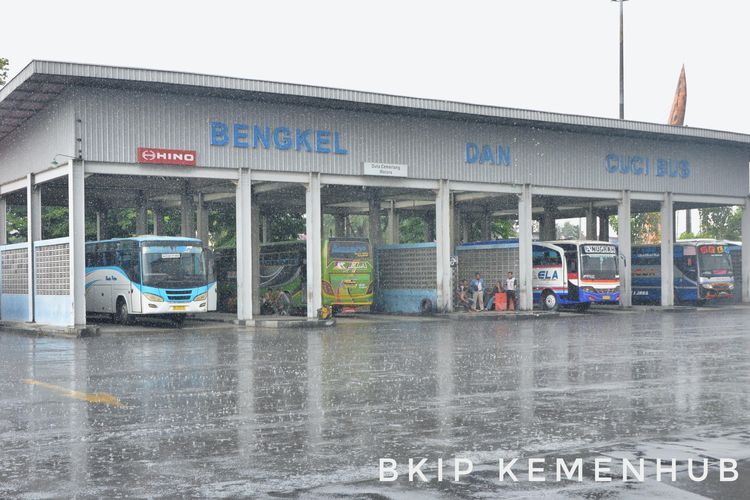 Pemeriksaan bus jelang Nataru