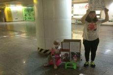Wanita China Jual Pelukan untuk Cari Biaya Pengobatan Putrinya