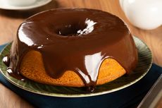 5 Cara Lapisi Kue dengan Cokelat ala Toko Roti