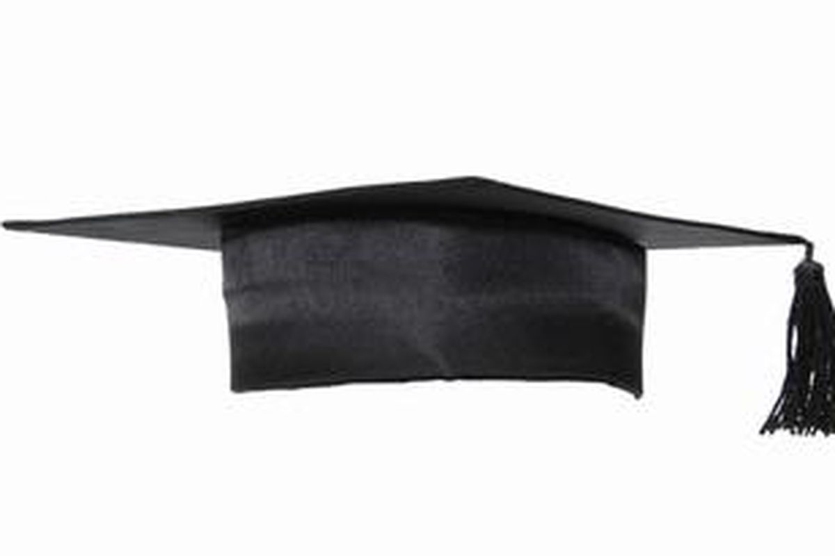 Ilustrasi: Standar-standar plus yang harus dipenuhi untuk RSBI, misalnya, tenaga guru yang berpendidikan S-2 minimal 30 persen.  