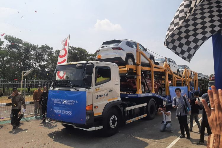 Toyota Yaris Cross resmi diekspor oleh Toyota Indonesia