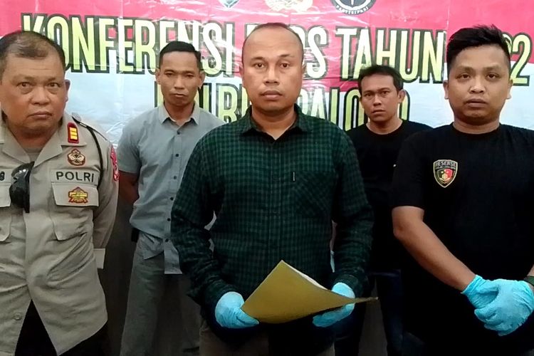Satreskrim Polres Palopo, Sulawesi Selatan, mengungkap motif pembunuhan terhadap Adinda Zahra Rahwani alias Wana (27) yang ditemukan tewas di lantai 2 sebuah bekas wisma di jalan Jendral Sudirman, Kota Palopo, Sulawesi Selatan, pada Senin (19/9/2022) sore.