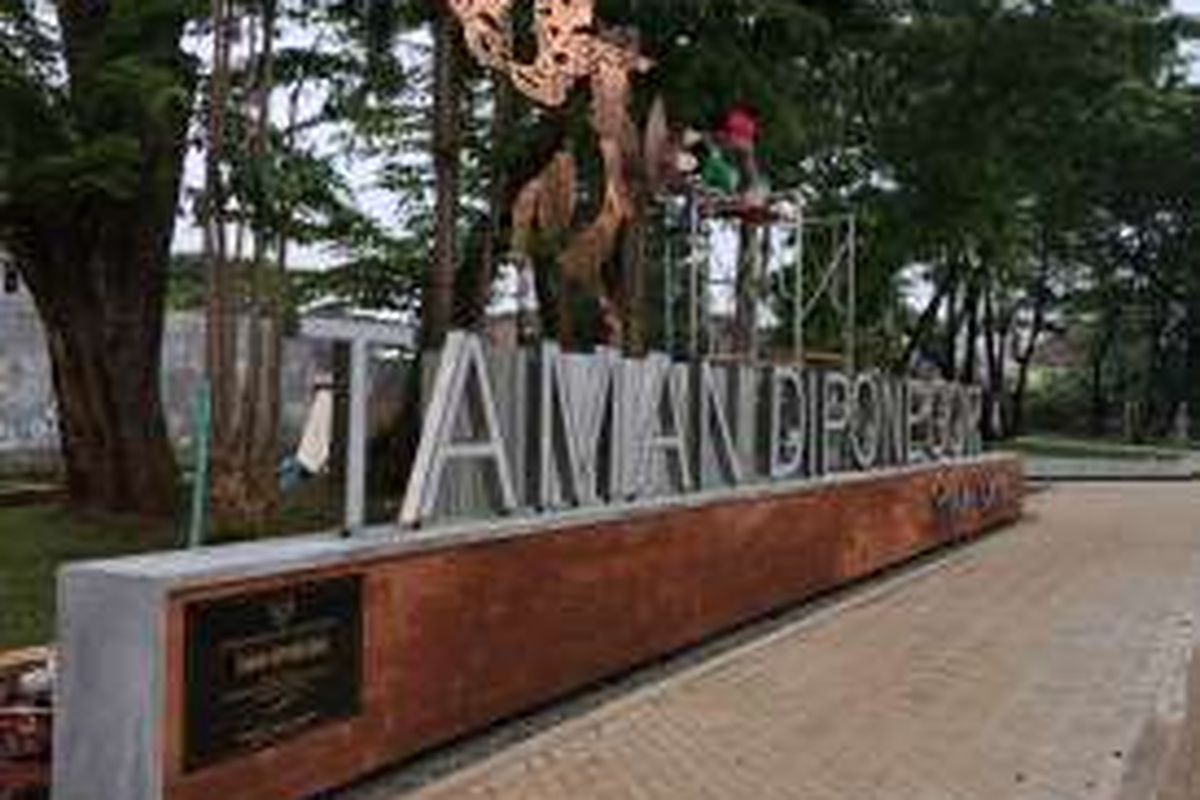 Taman Diponegoro, Jakarta Pusat.