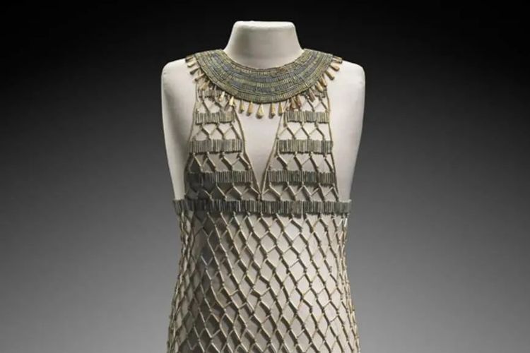 Gaun Berusia 4.500 Tahun Ditemukan di Giza, Begini Mewahnya Busana Mesir Kuno