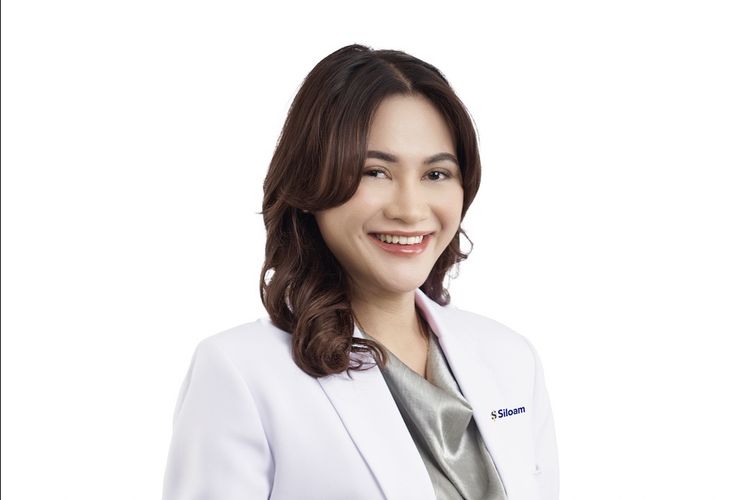 Dokter Spesialis Dermatologi, Venereologi & Estetika dari Siloam Heart Hospital, dr. Atika Kamilia, Sp.DVE