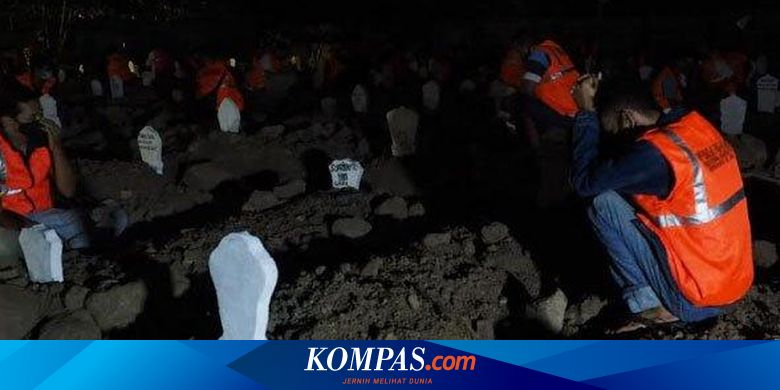 54 Pelanggar Protokol Kesehatan Dihukum Merenung dan Berdoa di Makam Korban Covid