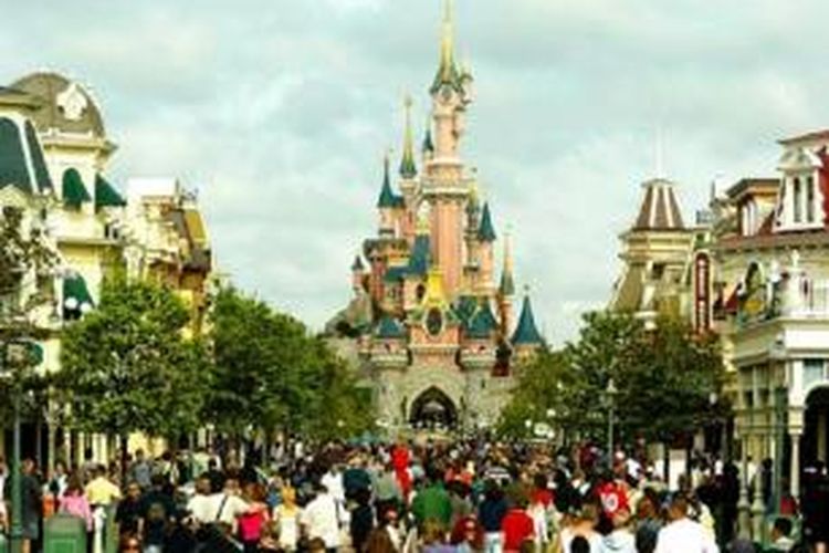 Disneyland, Paris, Perancis.