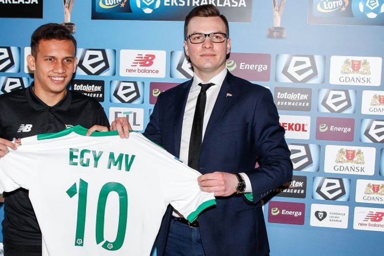 Egy Maulana Vikri saat diperkenalkan sebagai pemain baru Lechia Gdansk, Minggu (11/3/2018).