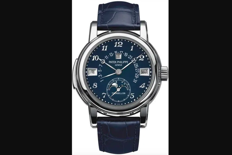 Patek Philippe Stainless Steel Ref. 5016A-010