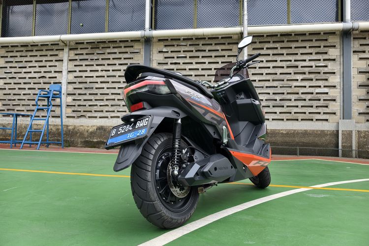 Fitur Unggulan Polytron Fox 350, Cruise Control dan Hill Start Assist