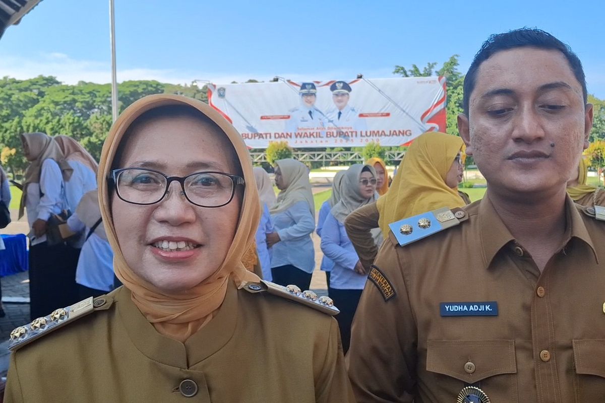 Bupati Lumajang Indah Amperawati dan Wakilnya Yudha Adji Kusuma