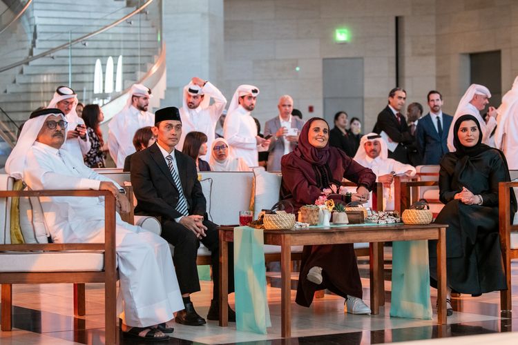 Qatar dan Indonesia resmi menjalin kerja sama dalam program Qatar-Indonesia 2023 Year of Culture, yang akan menghadirkan sejumlah kegiatan seni budaya, pameran, olahraga dan kuliner, proyek fotografi, program residensi dan kunjungan sosial, dan lain-lain.