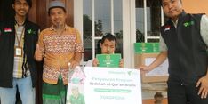 Berkat Bantuan Al Quran Braille dari Dompet Dhuafa dan Tokopedia, Santri Disabilitas Ini Hafal 15 Juz Al Quran   