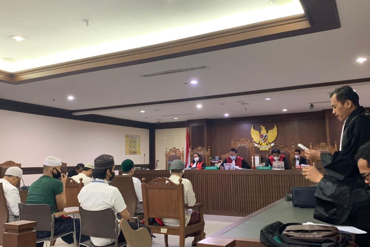 Pengadilan Negeri Jakarta Pusat melanjutkan sidang kasus pengeroyokan terhadap Ade Armando beragendakan pembacaan nota pembelaan atau pleidoi, Senin (29/8/2022). 