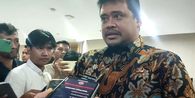Anggap Tak Masuk Akal, Bobby Coret Anggaran Tusuk Gigi Rp 100 Juta dan Kue Tar Rp 48 Juta