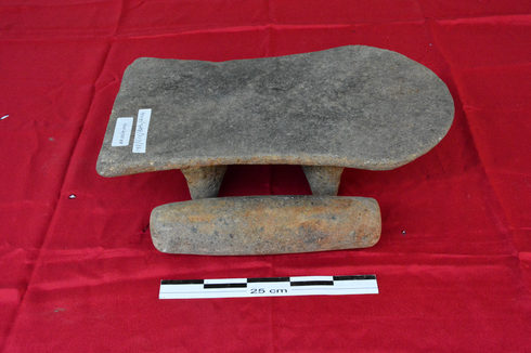 Batu Pipisan, Alat Penumbuk dari Zaman Purba
