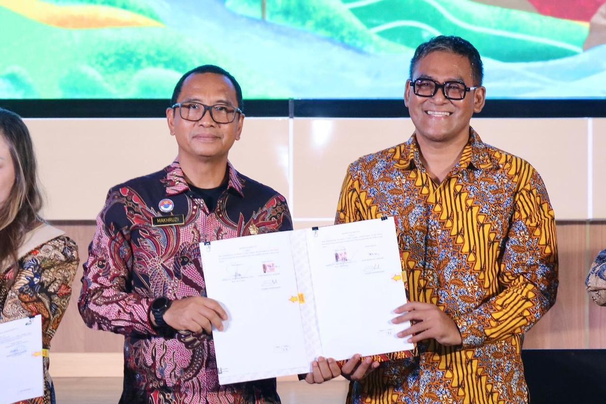Sekretaris BNPP RI&nbsp;Komisaris&nbsp;Jenderal (Komjen) Polisi (Pol) Makhruzi Rahman bersama Presiden Direktur (Presdir) Pertamina Foundation Agus Mashud S Asngari resmi menandatangani MoU untuk memperkuat kualitas SDM dan kemandirian ekonomi masyarakat kawasan perbatasan melalui program pelatihan, pemberdayaan, dan pengembangan kewirausahaan berkelanjutan, Kamis (12/2/2026).